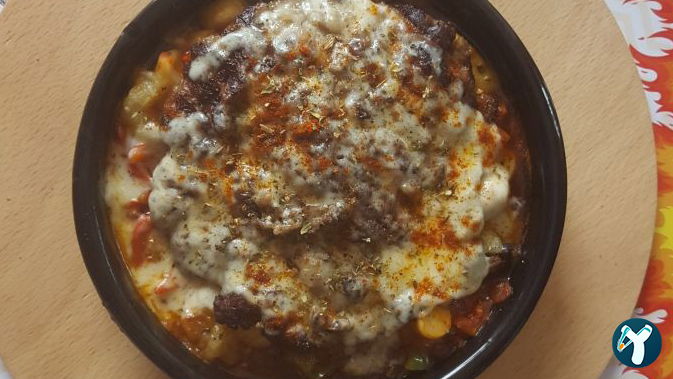 Eki̇n Sofrasi Pi̇de Lahmacun Salonu