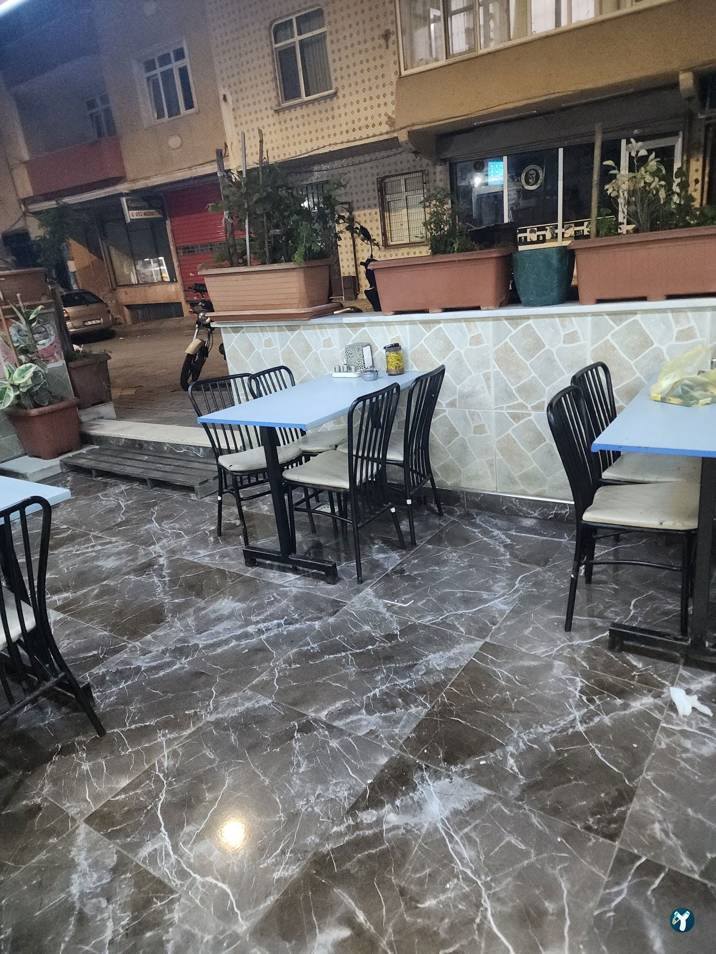 Gözde Döner Said Usta Kebap Dürüm Salonu