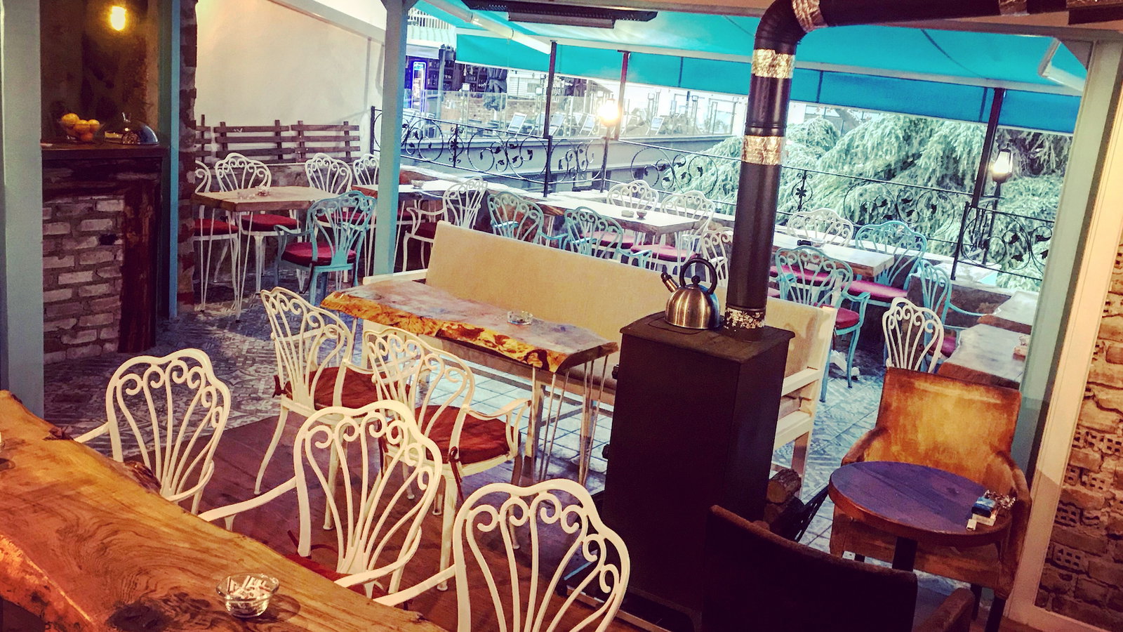 Limon Cafe