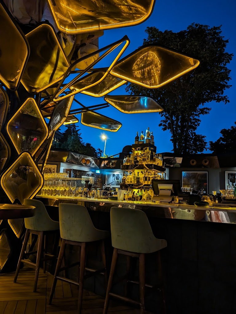 Sunset Grill&Bar