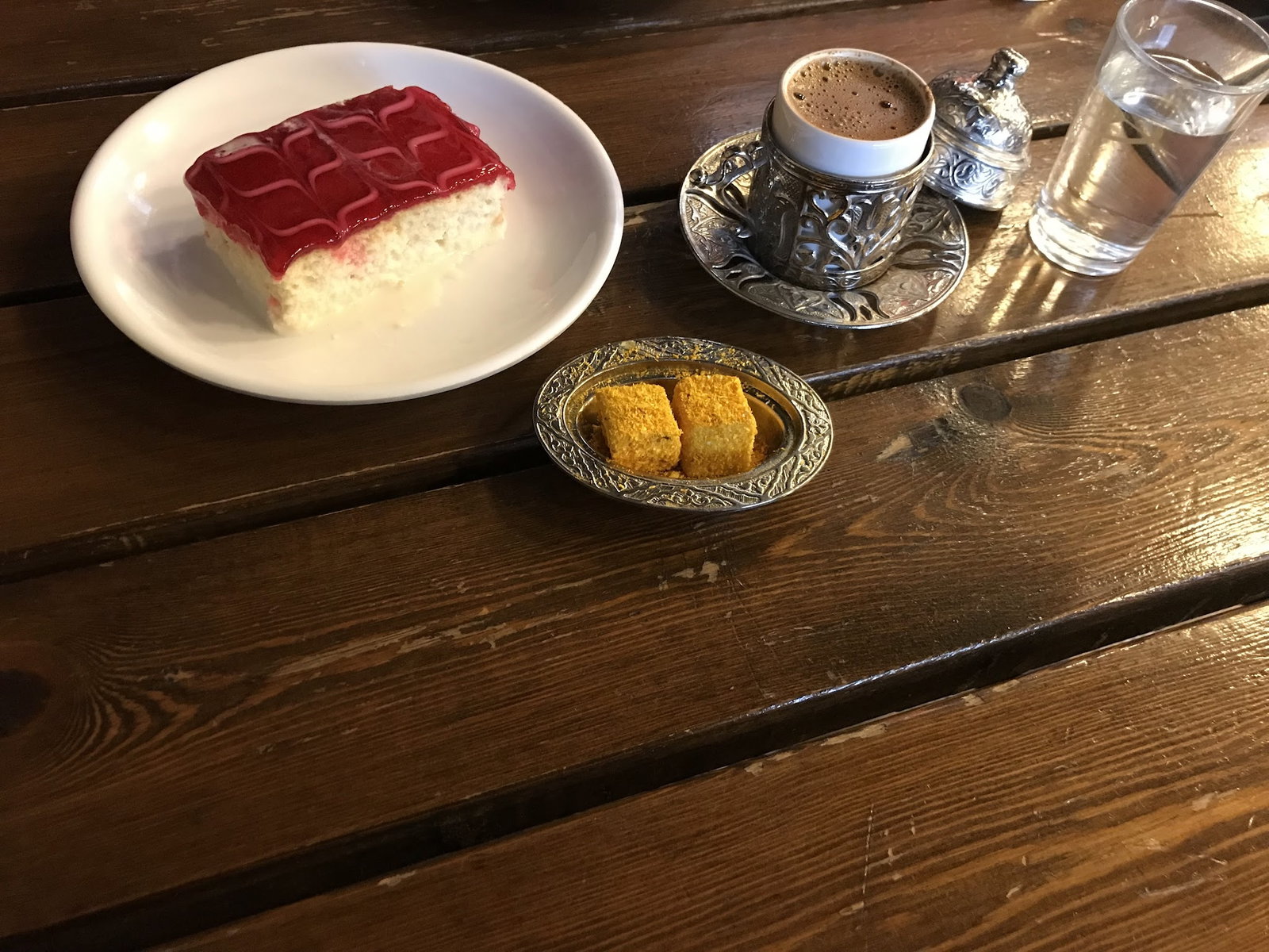 Tari̇hi̇ Hamamönü Kahveci̇si̇