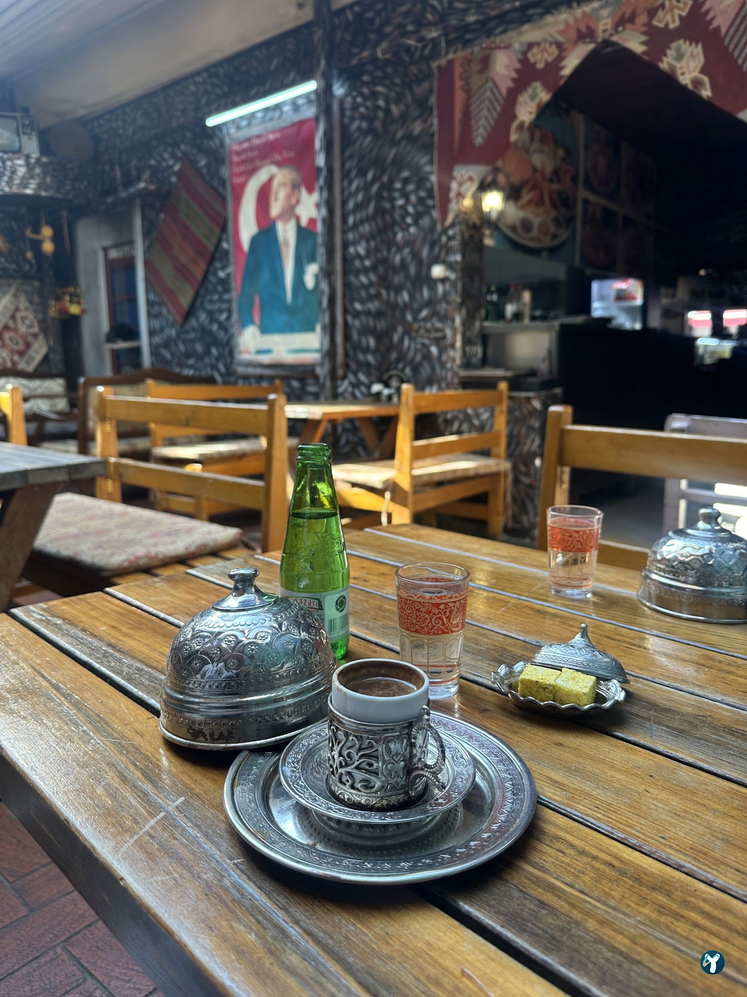 Tari̇hi̇ Hamamönü Kahveci̇si̇