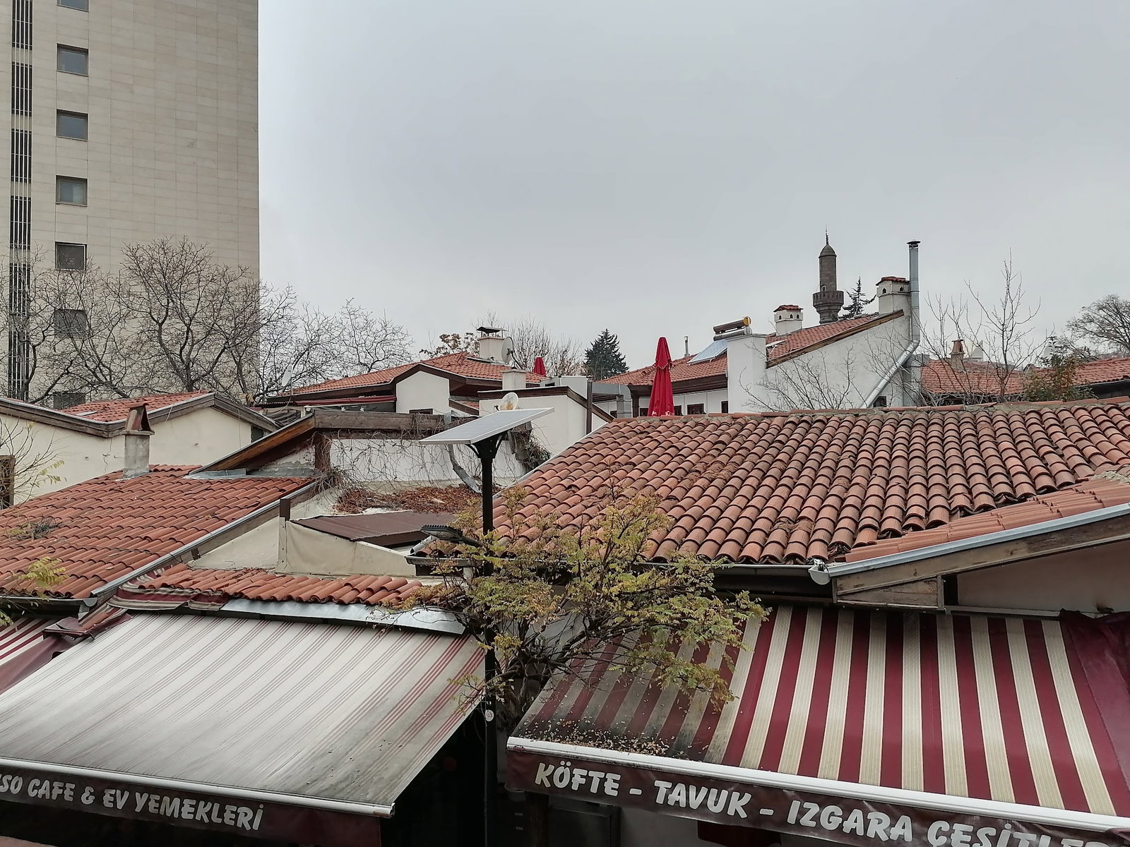 Tari̇hi̇ Hamamönü Kahveci̇si̇