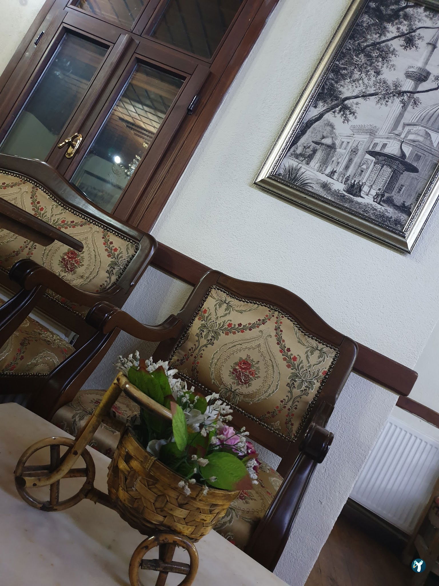 Tari̇hi̇ Hamamönü Kahveci̇si̇