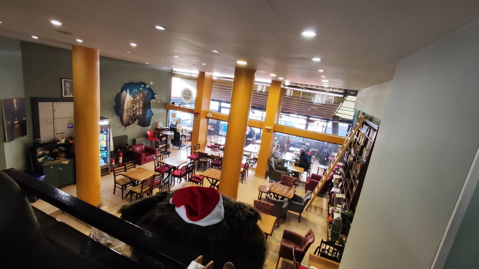Hypatia Kütüphane Cafe