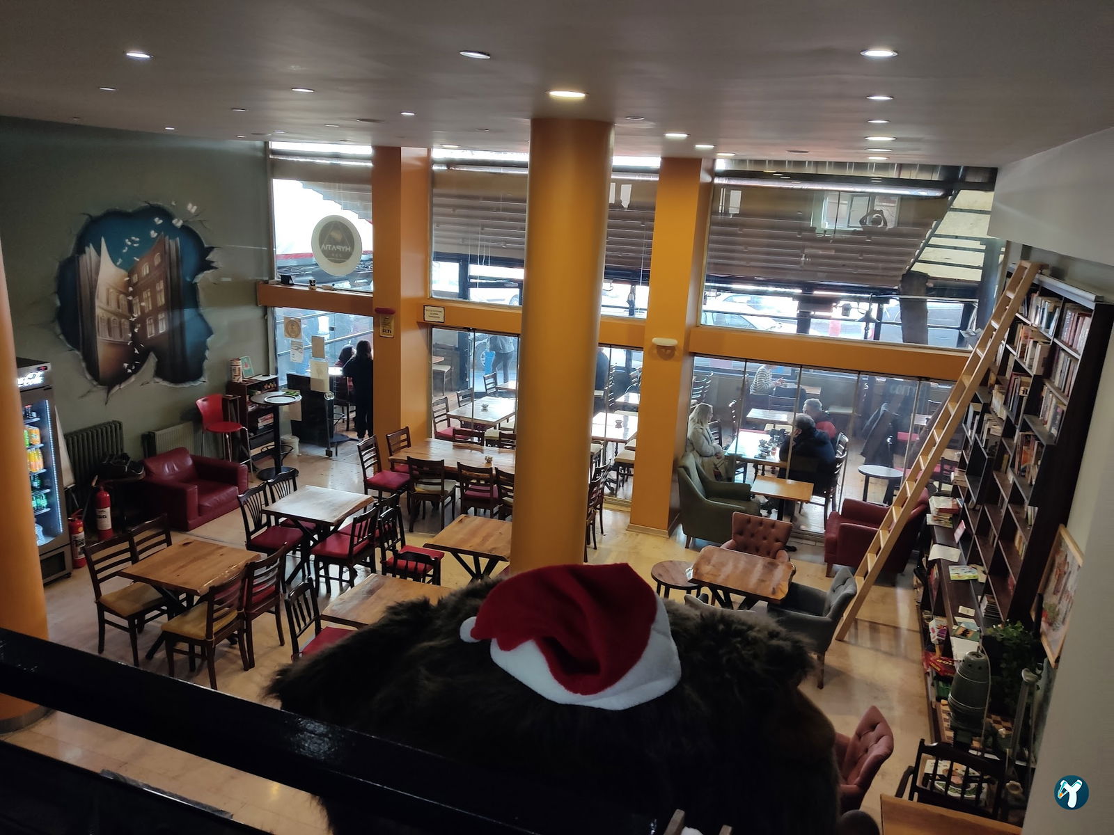 Hypatia Kütüphane Cafe