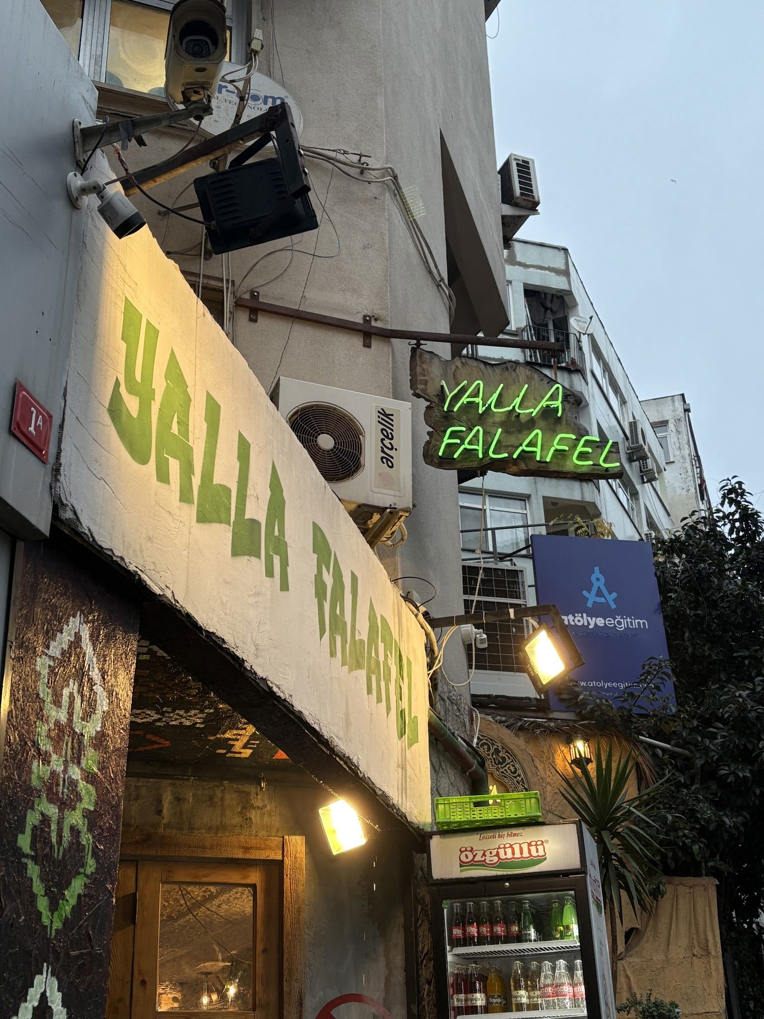 Yalla Falafel