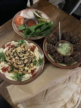 Yalla Falafel resimleri Yalla Falafel resimleri