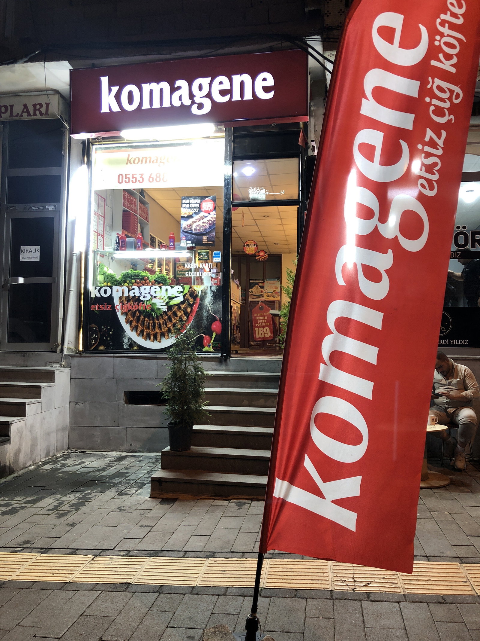 Komagene Çiğ Köfte Muş Cumhuriyet