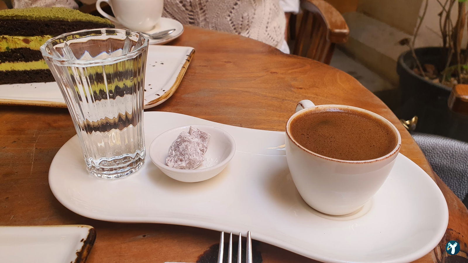 La Fondue Restaurant Cafe