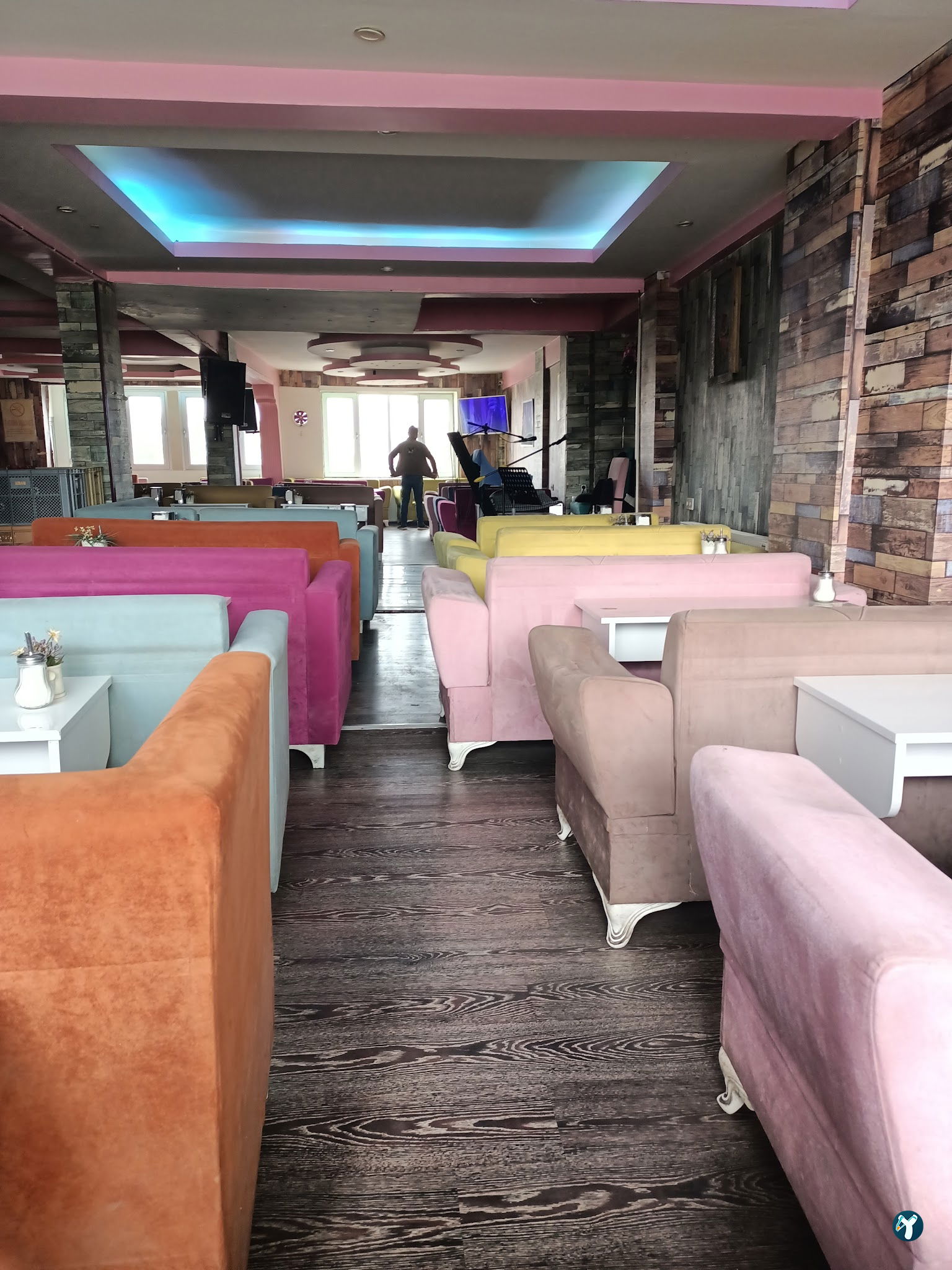 Ezgi Cafe