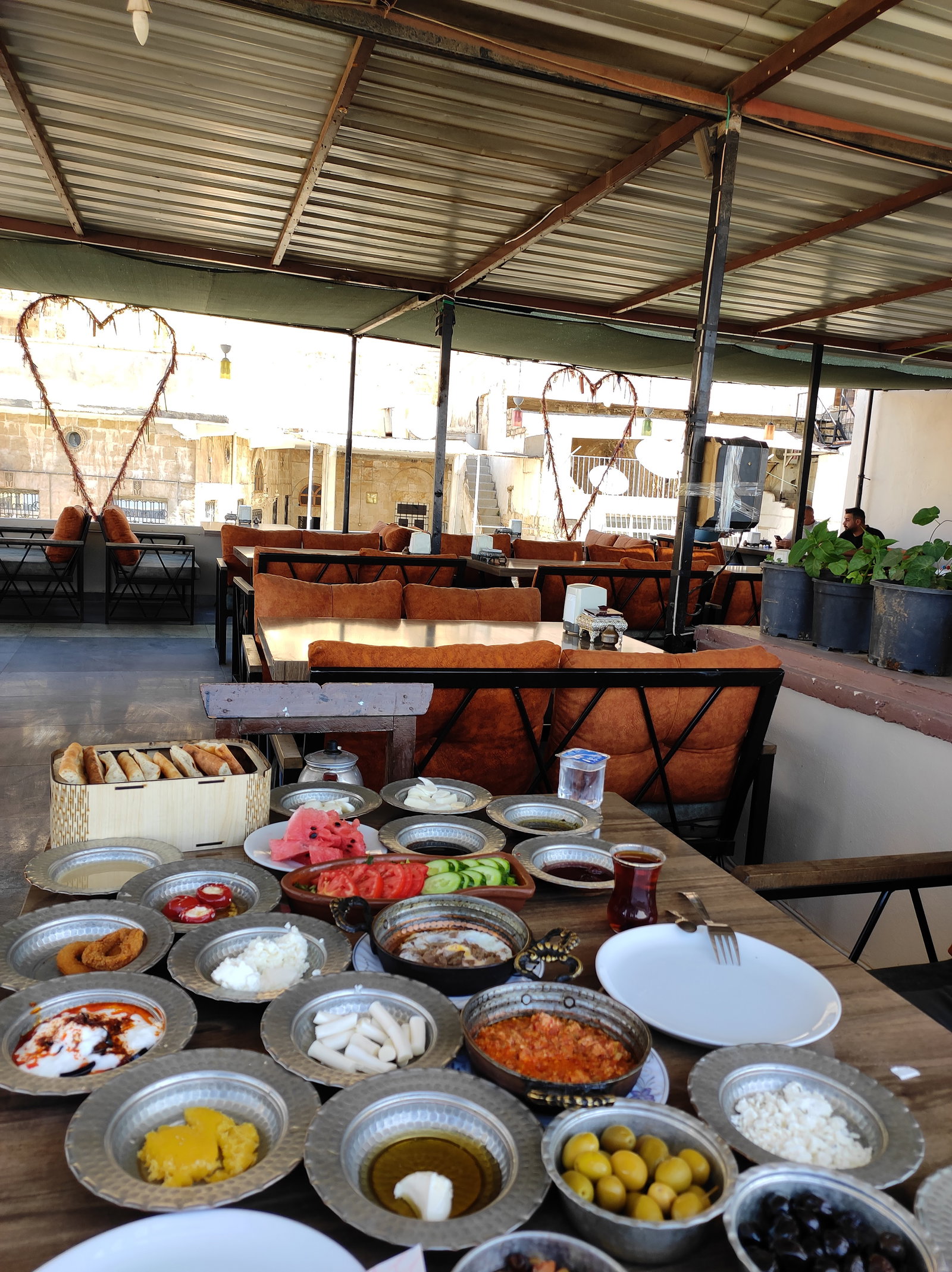 Mardi̇N Keyf-İ Teras Kahvalti Salonu