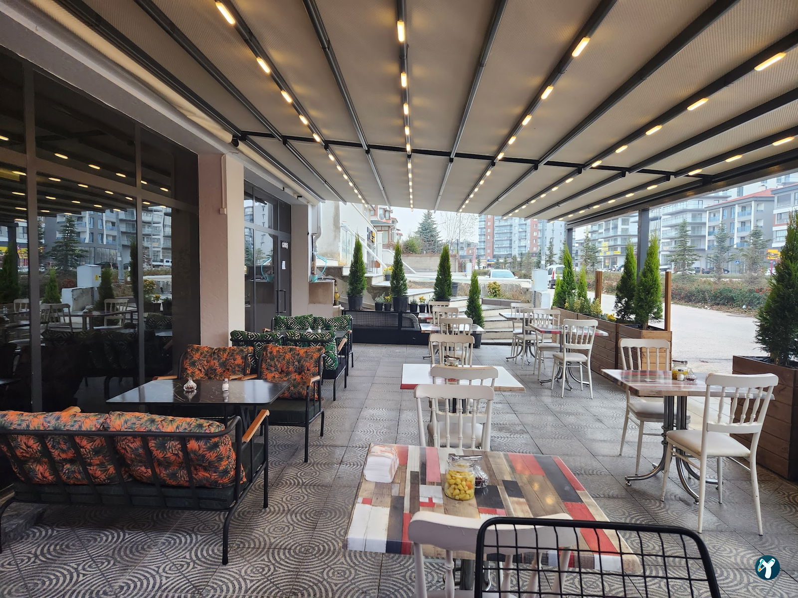 Nezir Et Döner Restaurant