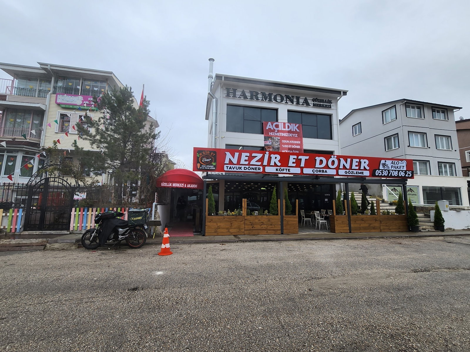 Nezir Et Döner Restaurant