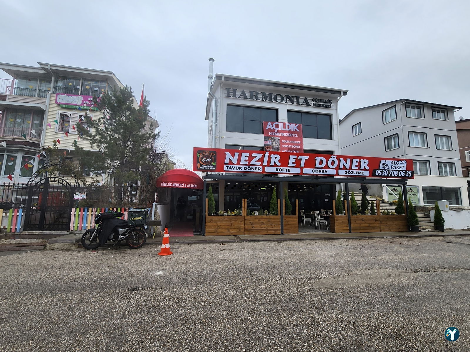 Nezir Et Döner Restaurant