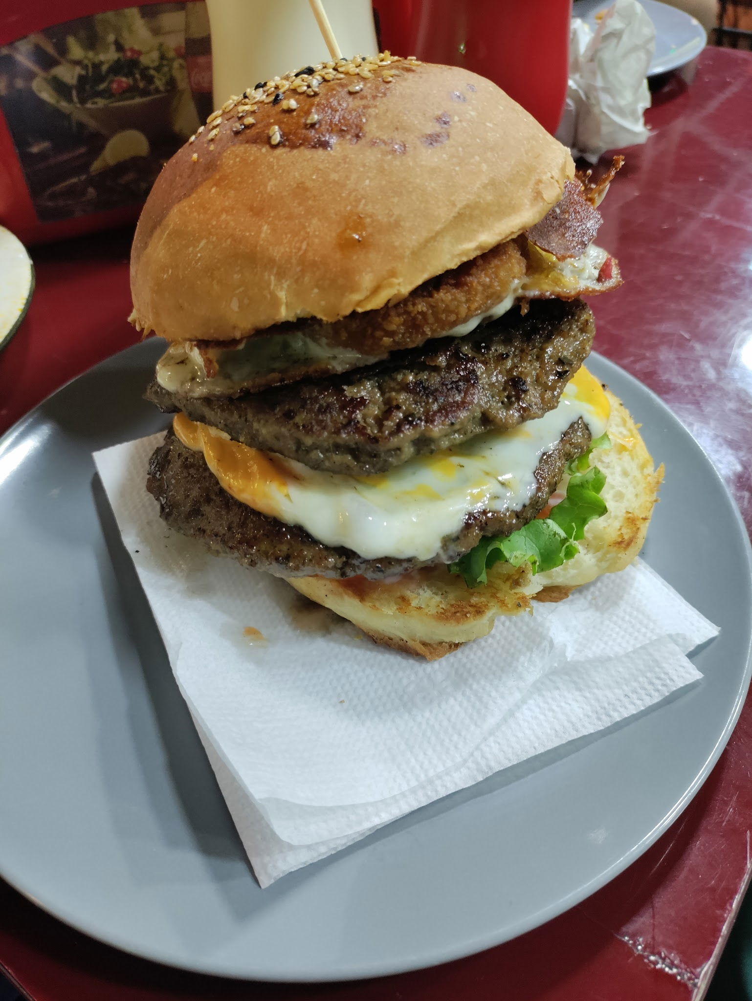 Ban Ban Kömürde Kumru Ve Sandi̇vi̇ç