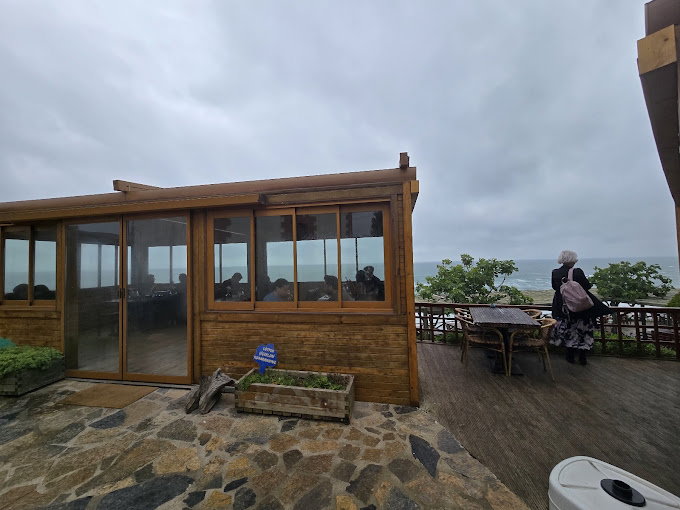 Rokethane Restoran Kafe