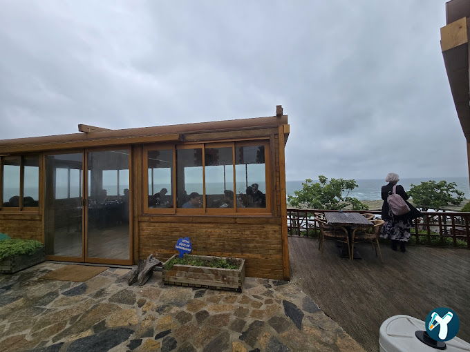 Rokethane Restoran Kafe