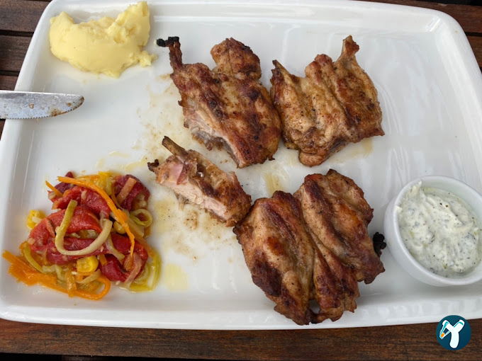 Rokethane Restoran Kafe