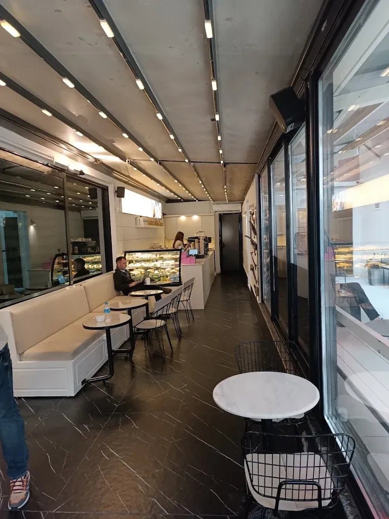 Coffee Shop