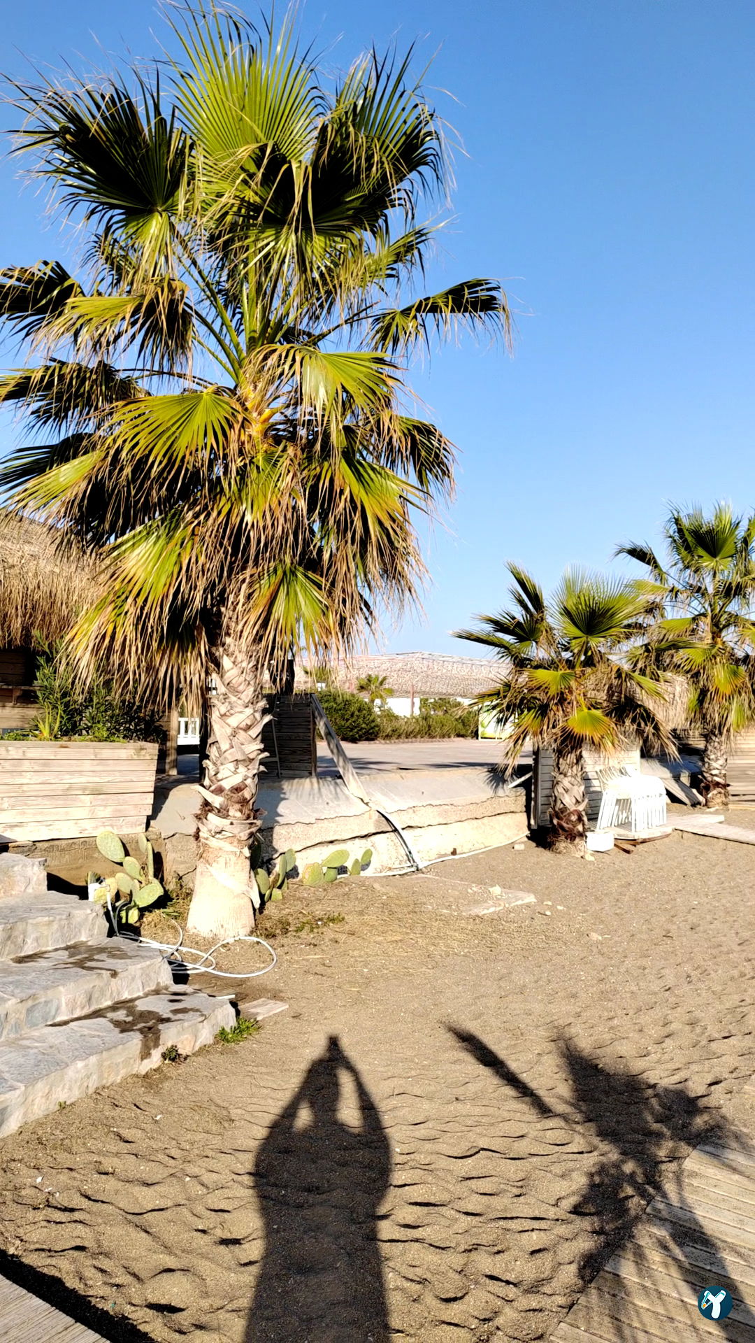 Red & White Beach