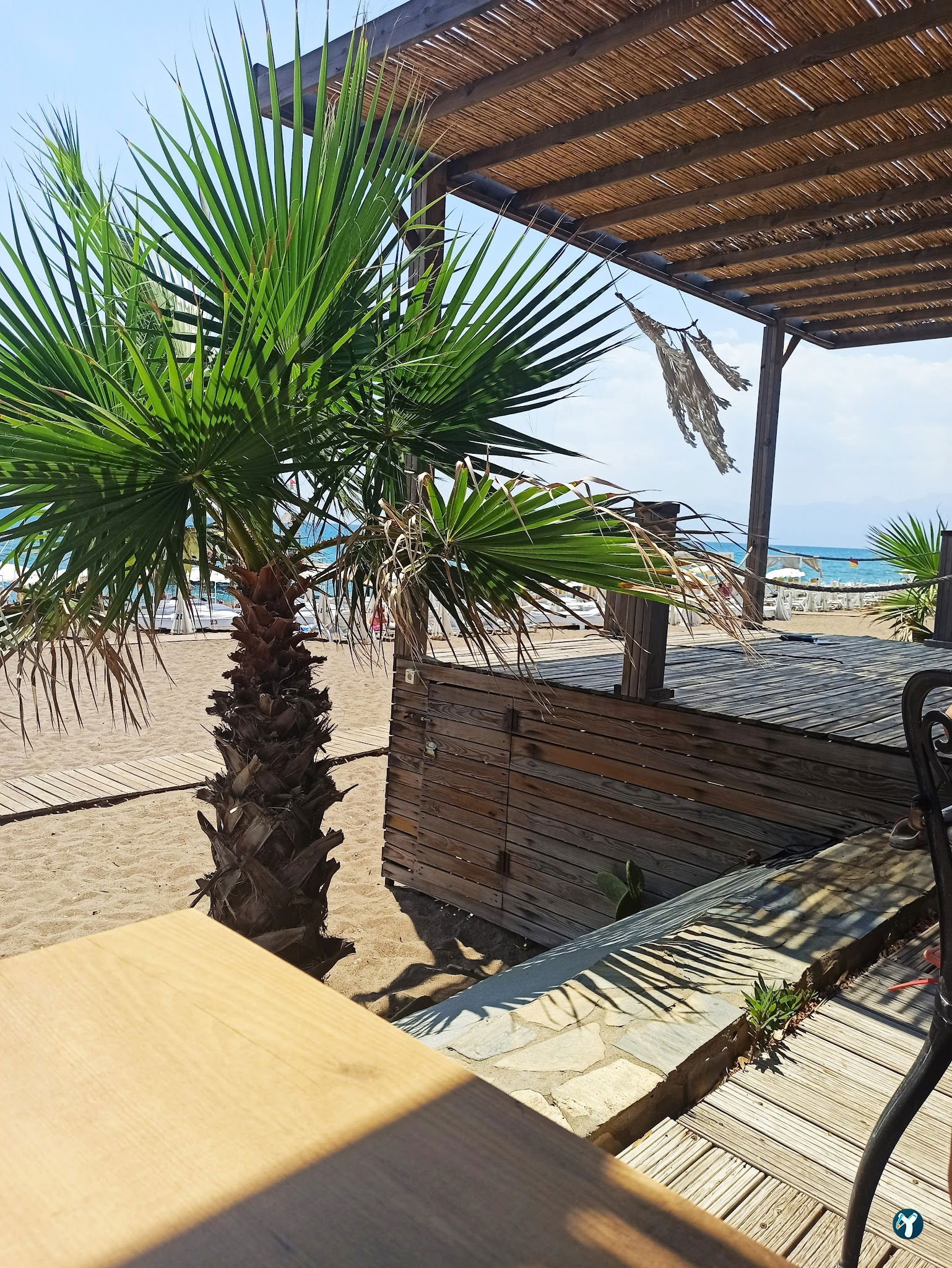 Red & White Beach