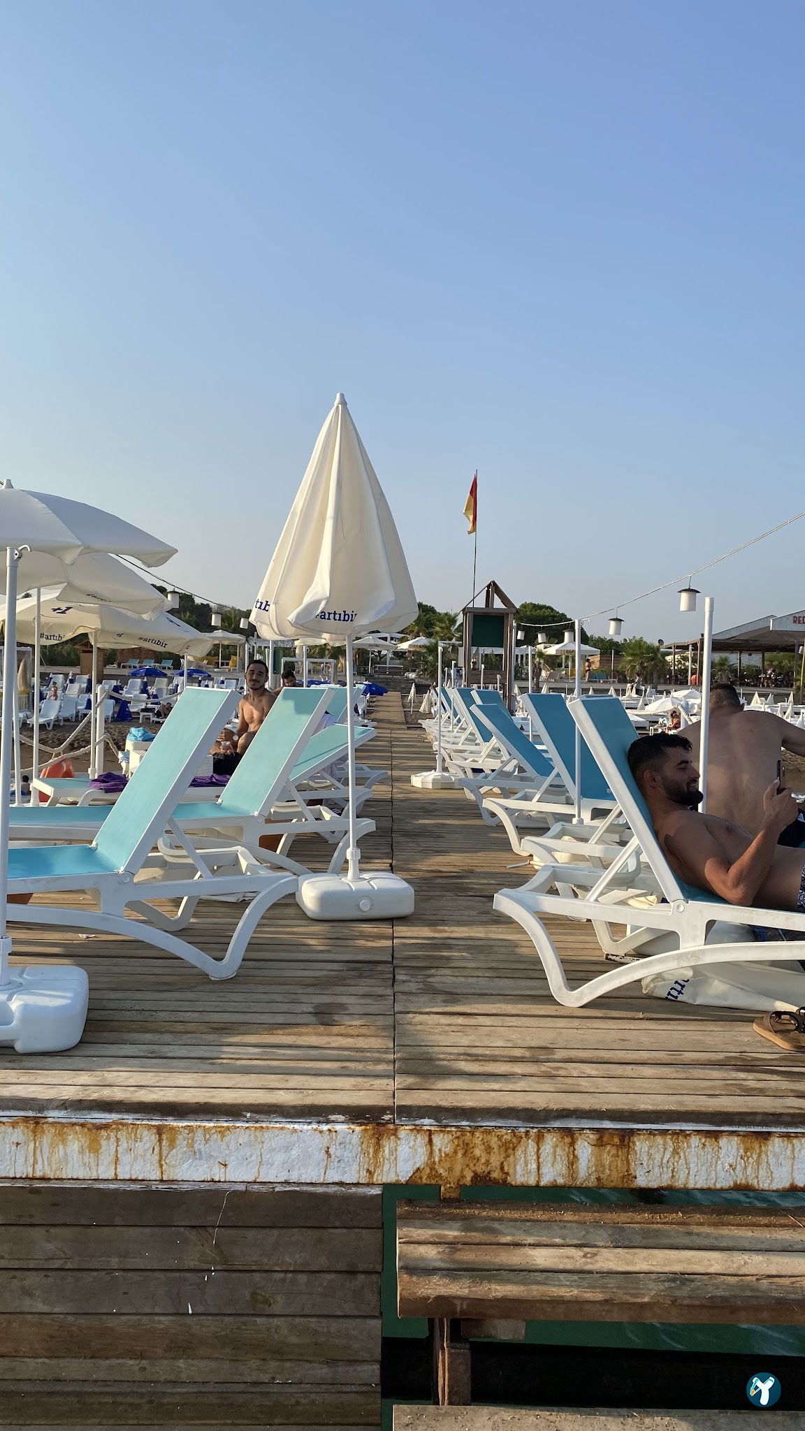Red & White Beach