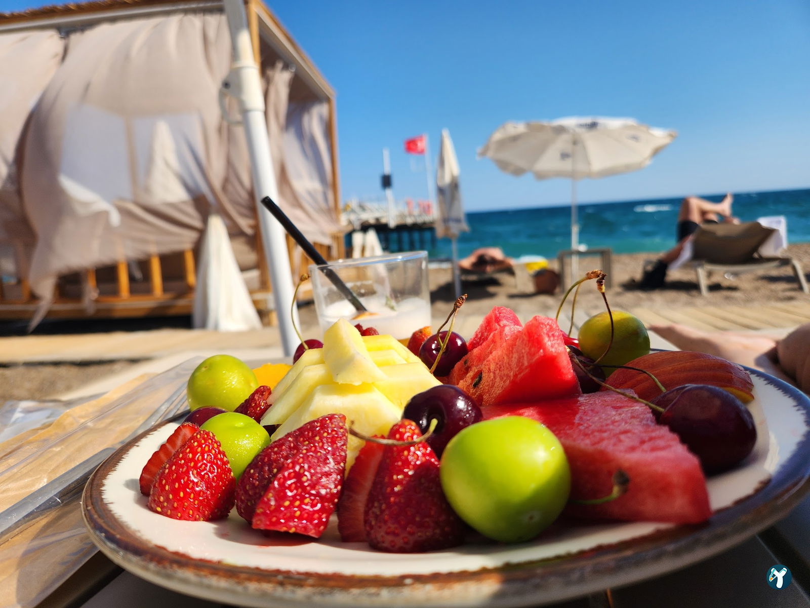 Red & White Beach