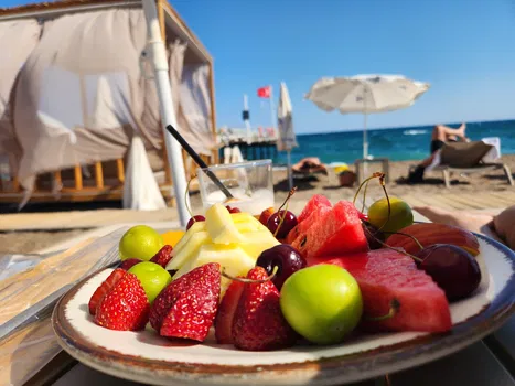 Red & White Beach resimleri