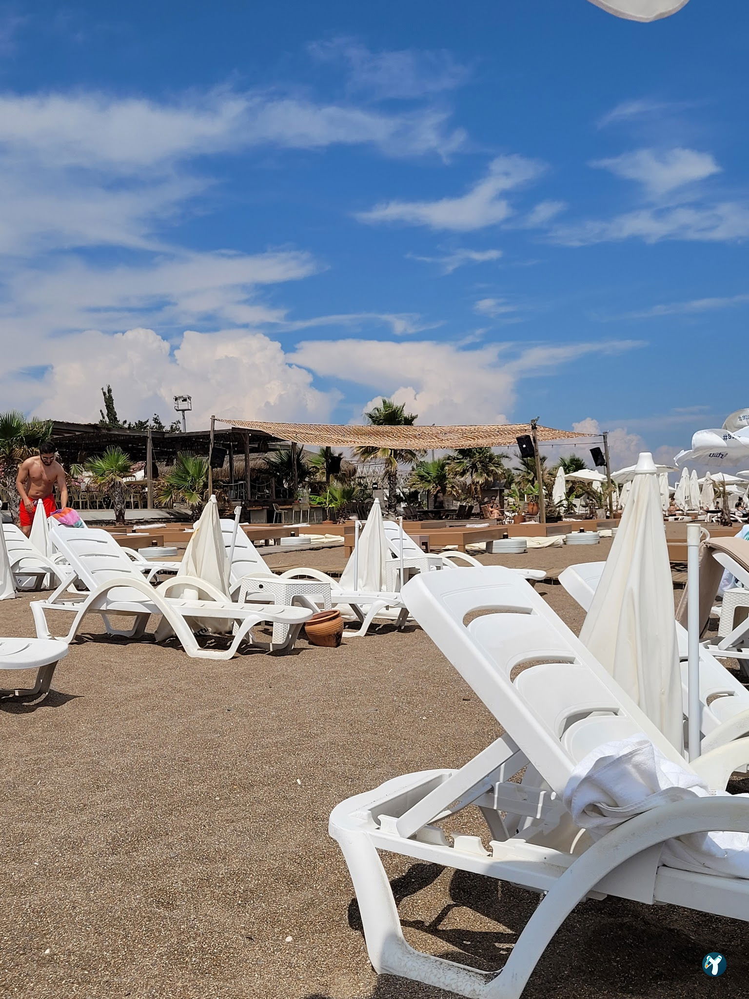 Red & White Beach