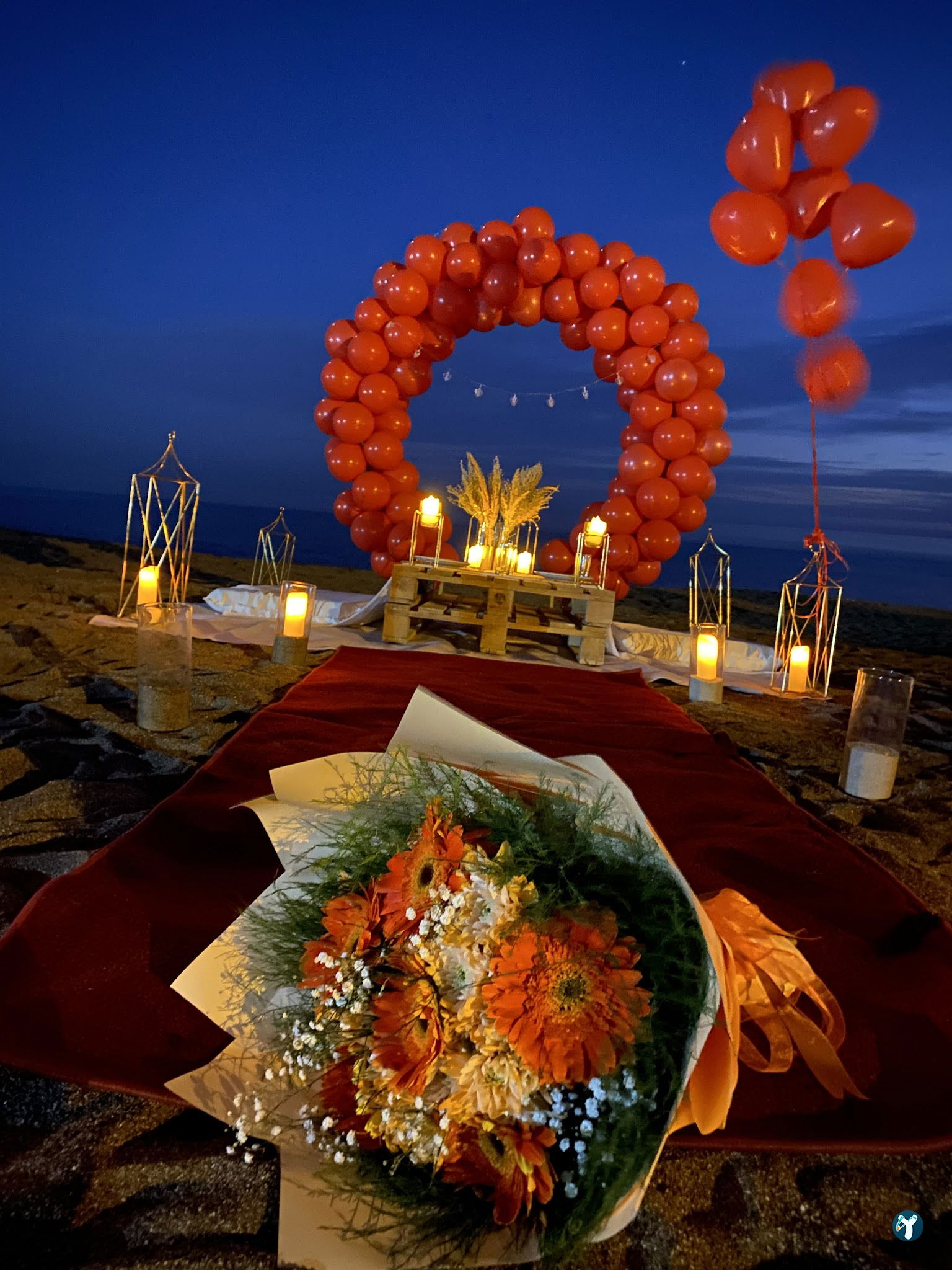 Red & White Beach