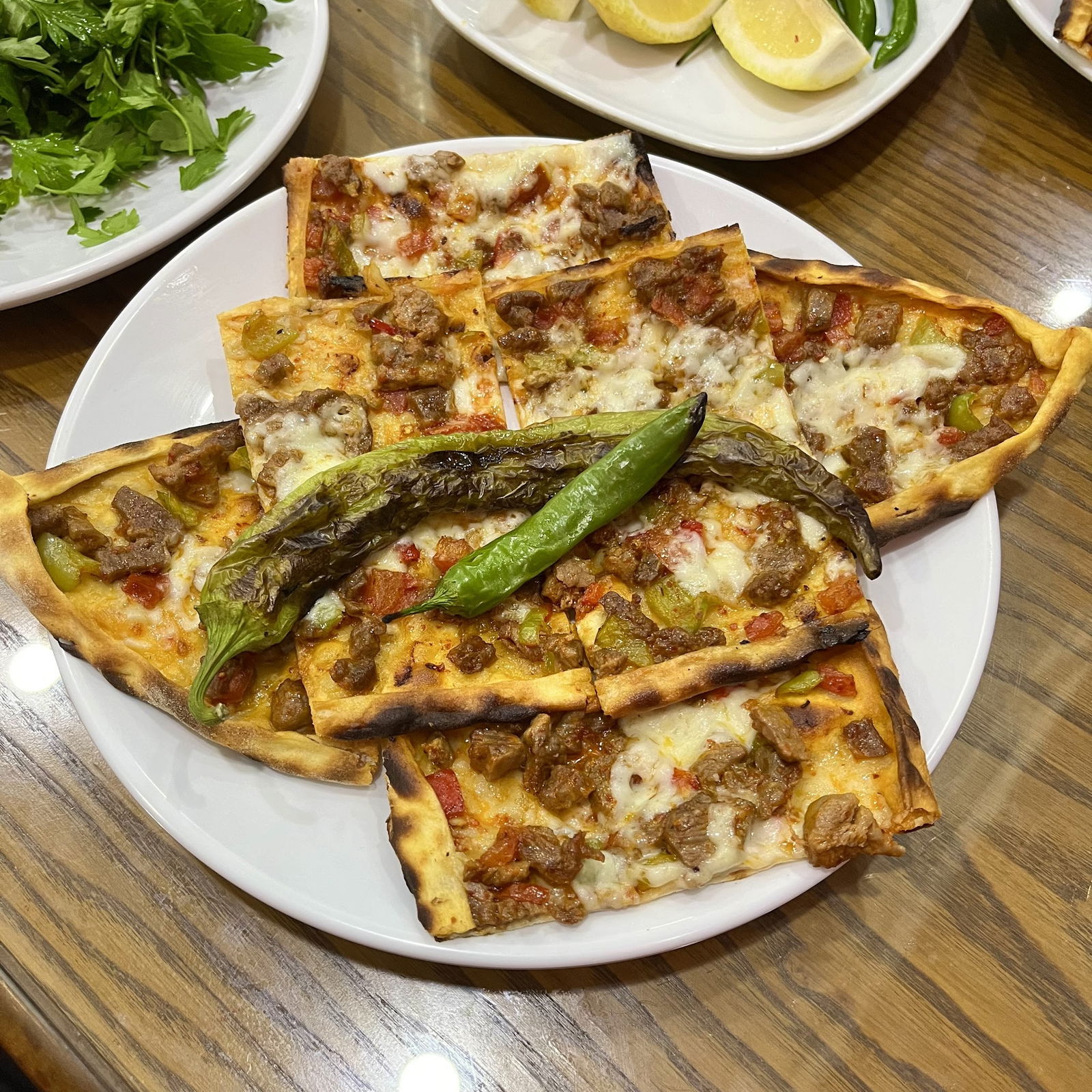 Kardeşler Pide Ve Lahmacun Salonu
