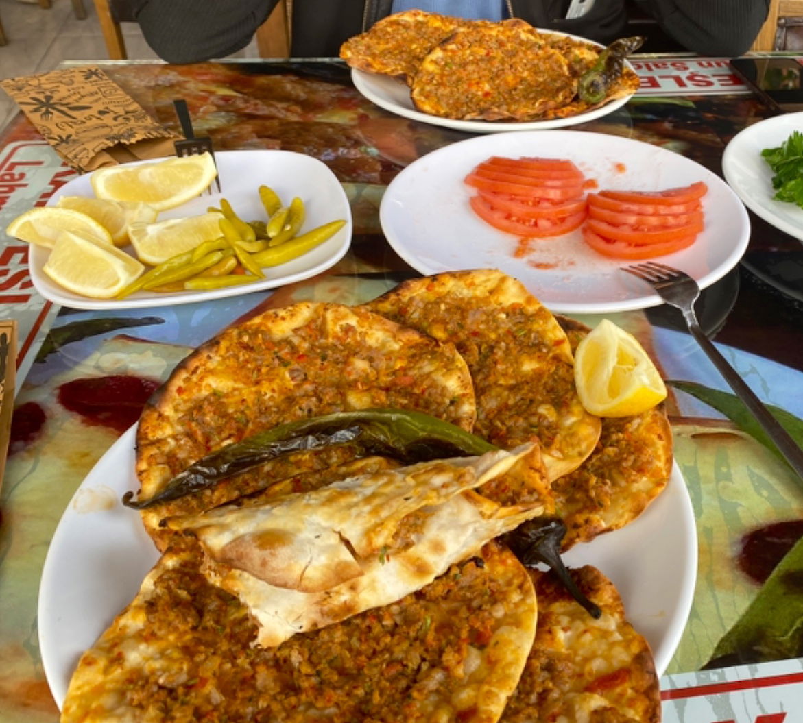 Kardeşler Pide Ve Lahmacun Salonu