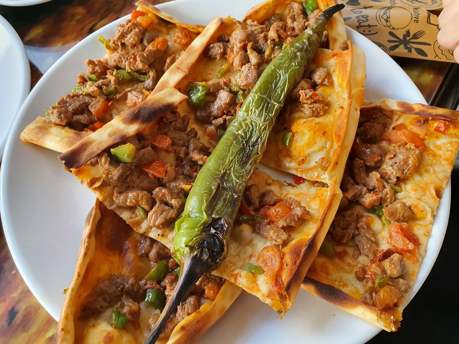 Kardeşler Pide Ve Lahmacun Salonu