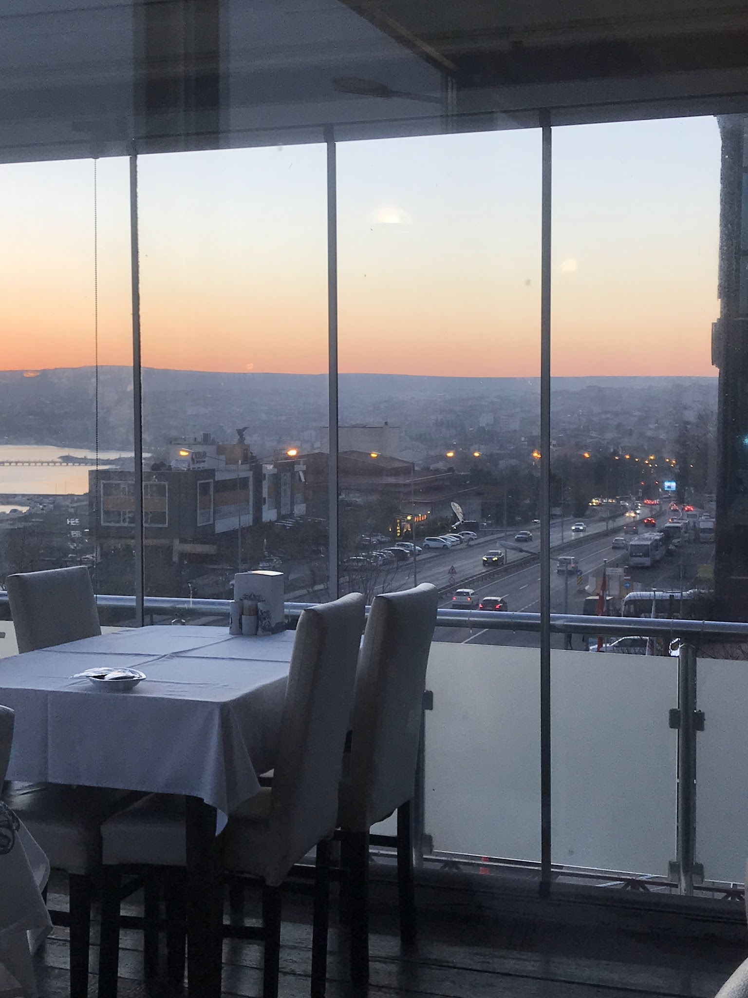 Arda Cunda Meze&Balık 2 (Hürriyet)