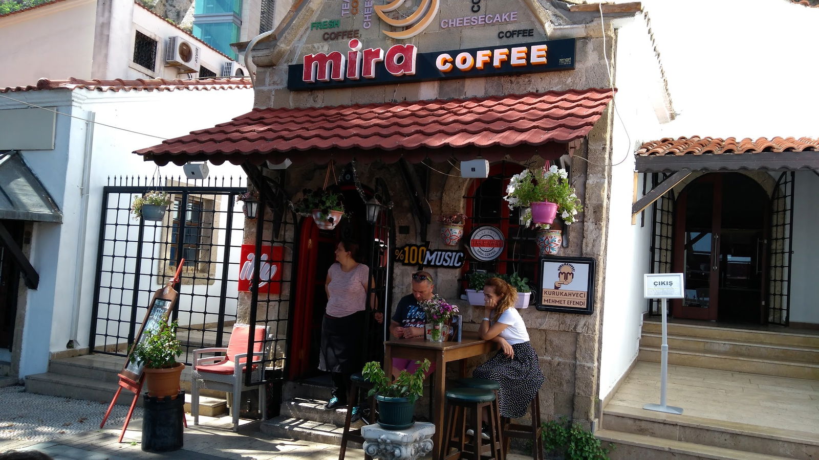 Mira Coffee
