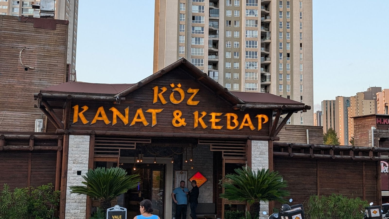 Köz Kanat Ataşehir