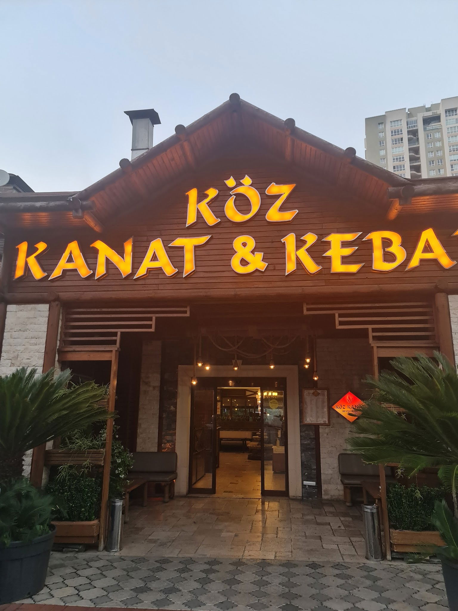 Köz Kanat Ataşehir