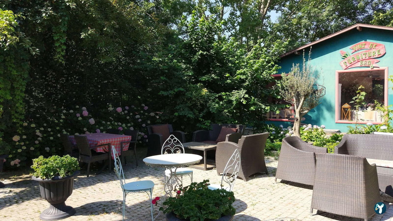 Beyaz Bahçe Restaurant