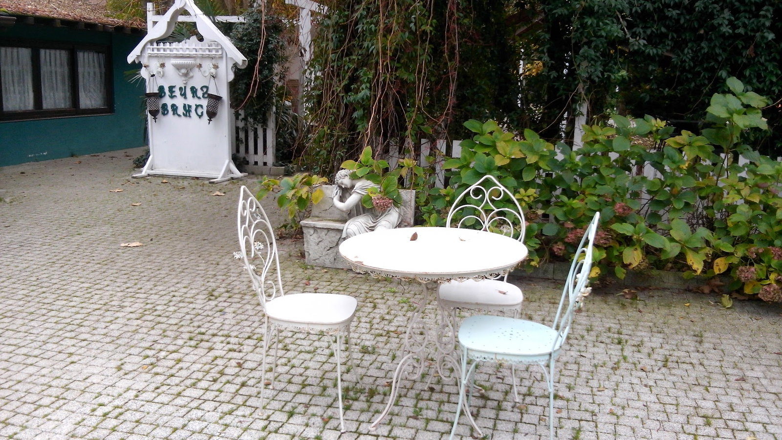 Beyaz Bahçe Restaurant