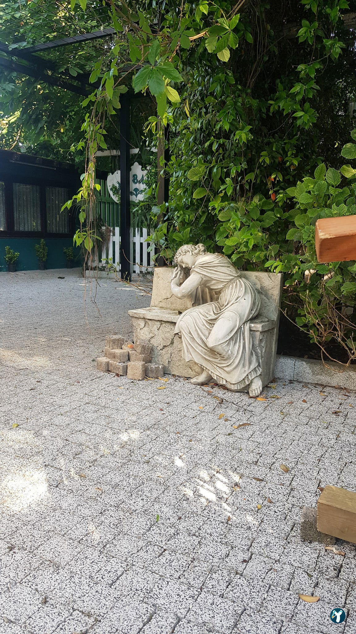 Beyaz Bahçe Restaurant