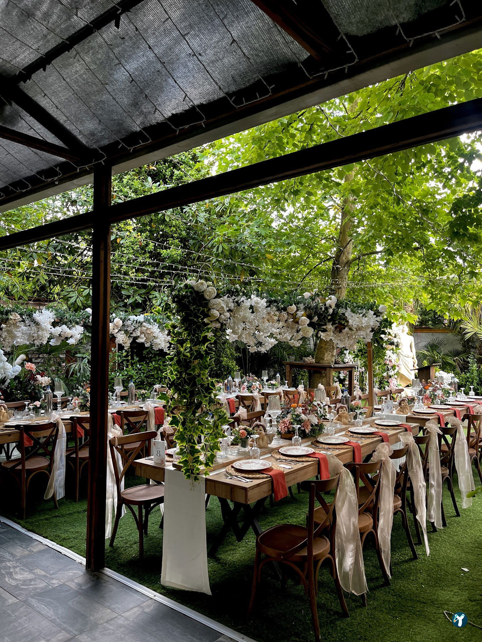Beyaz Bahçe Restaurant