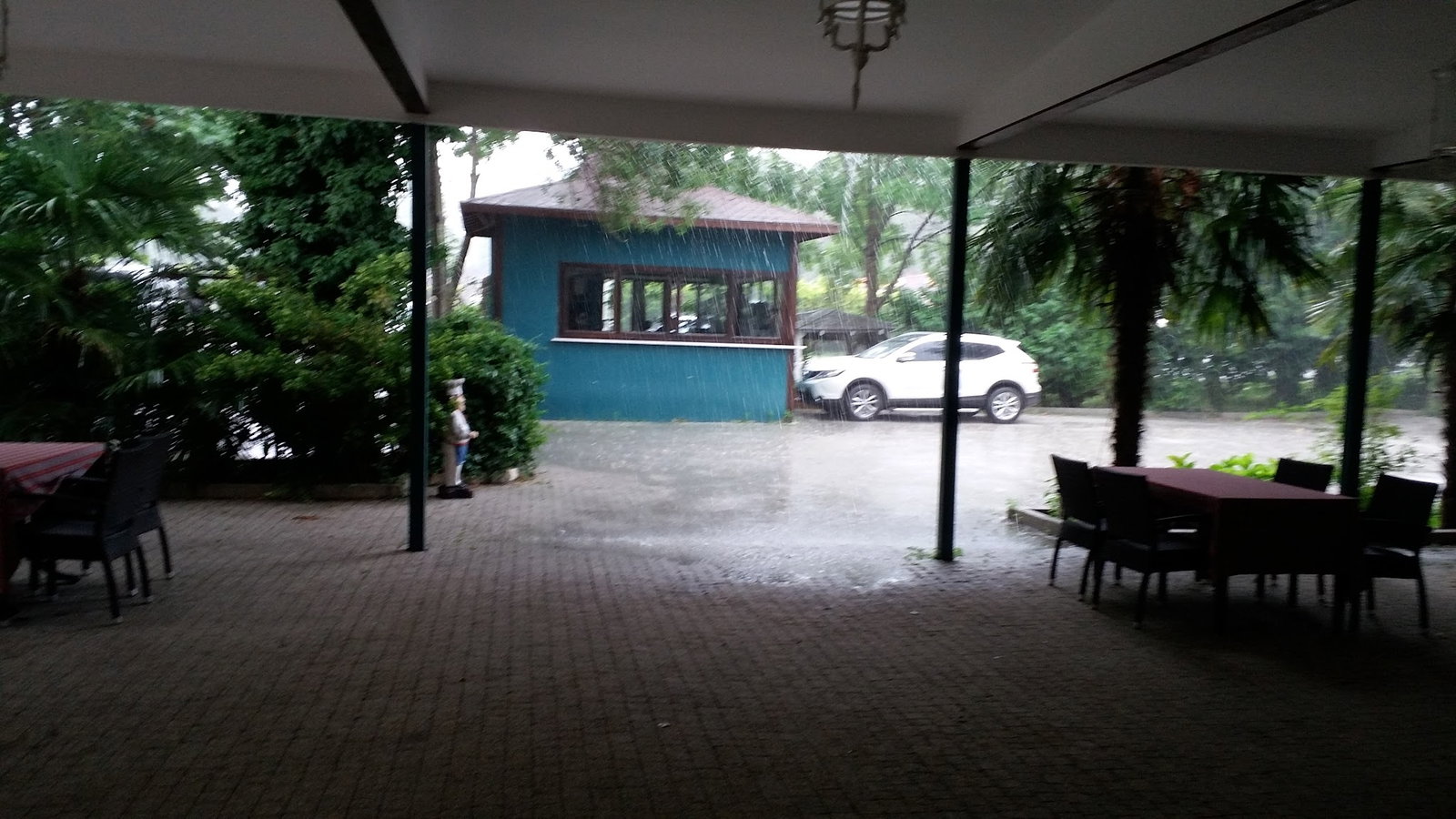 Beyaz Bahçe Restaurant
