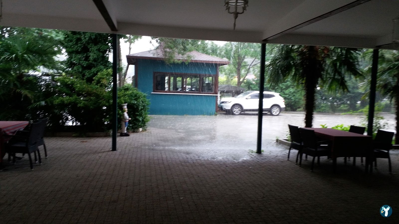 Beyaz Bahçe Restaurant