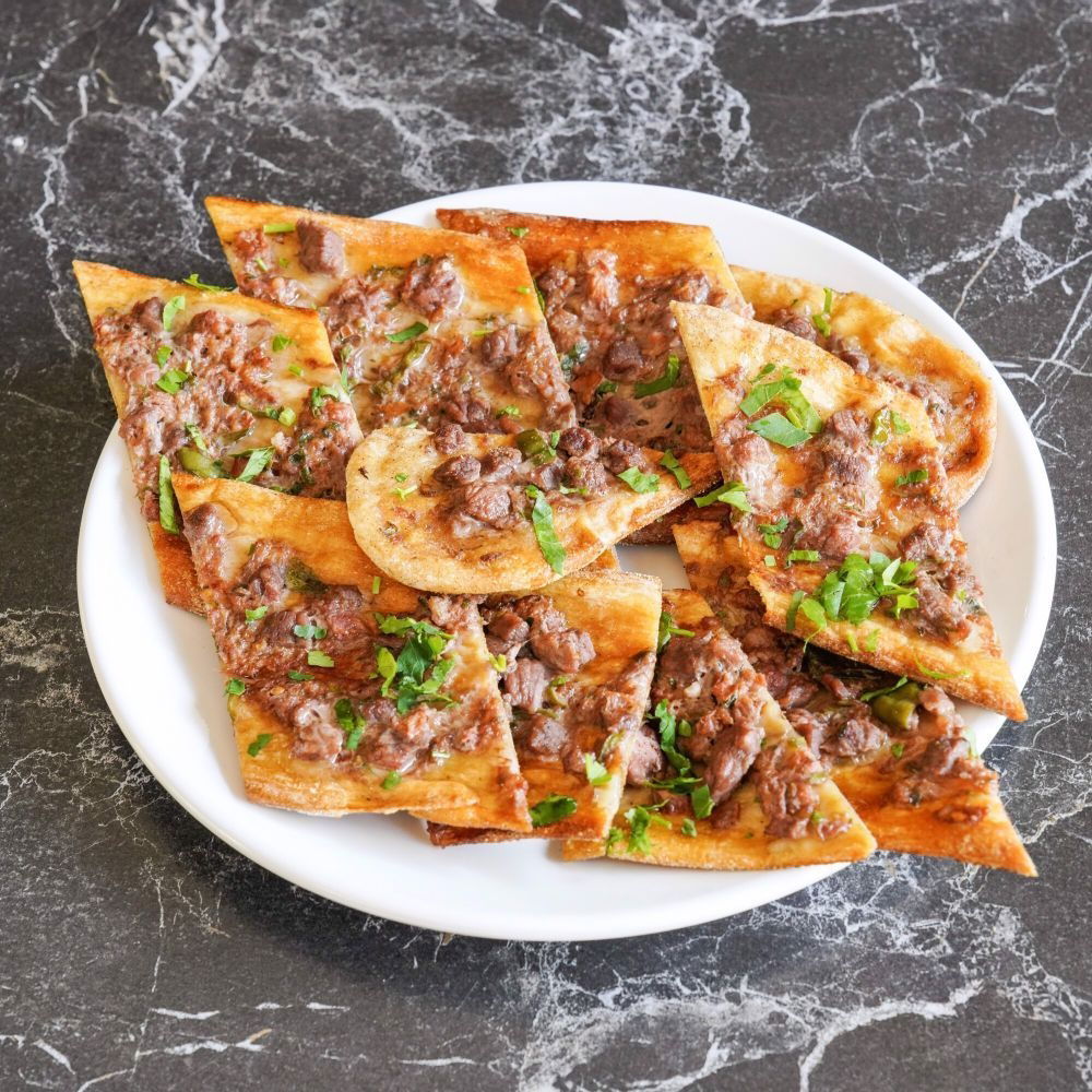 Kuşbaşı Etli Bıçak Arası Pide