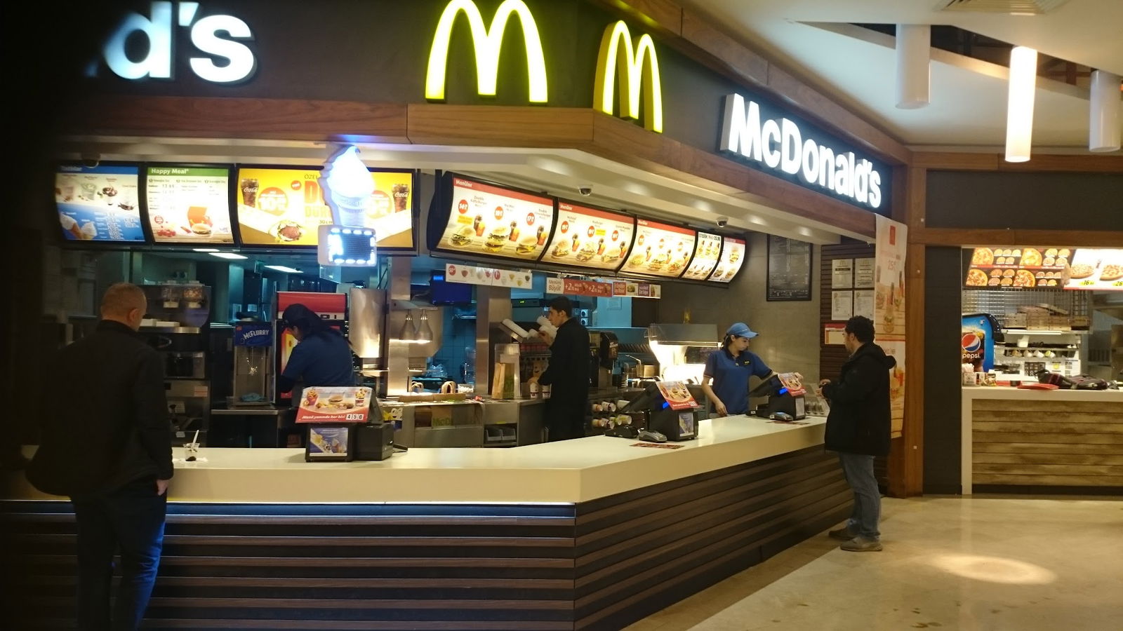 Mcdonald'S Ümraniye Canpark Avm