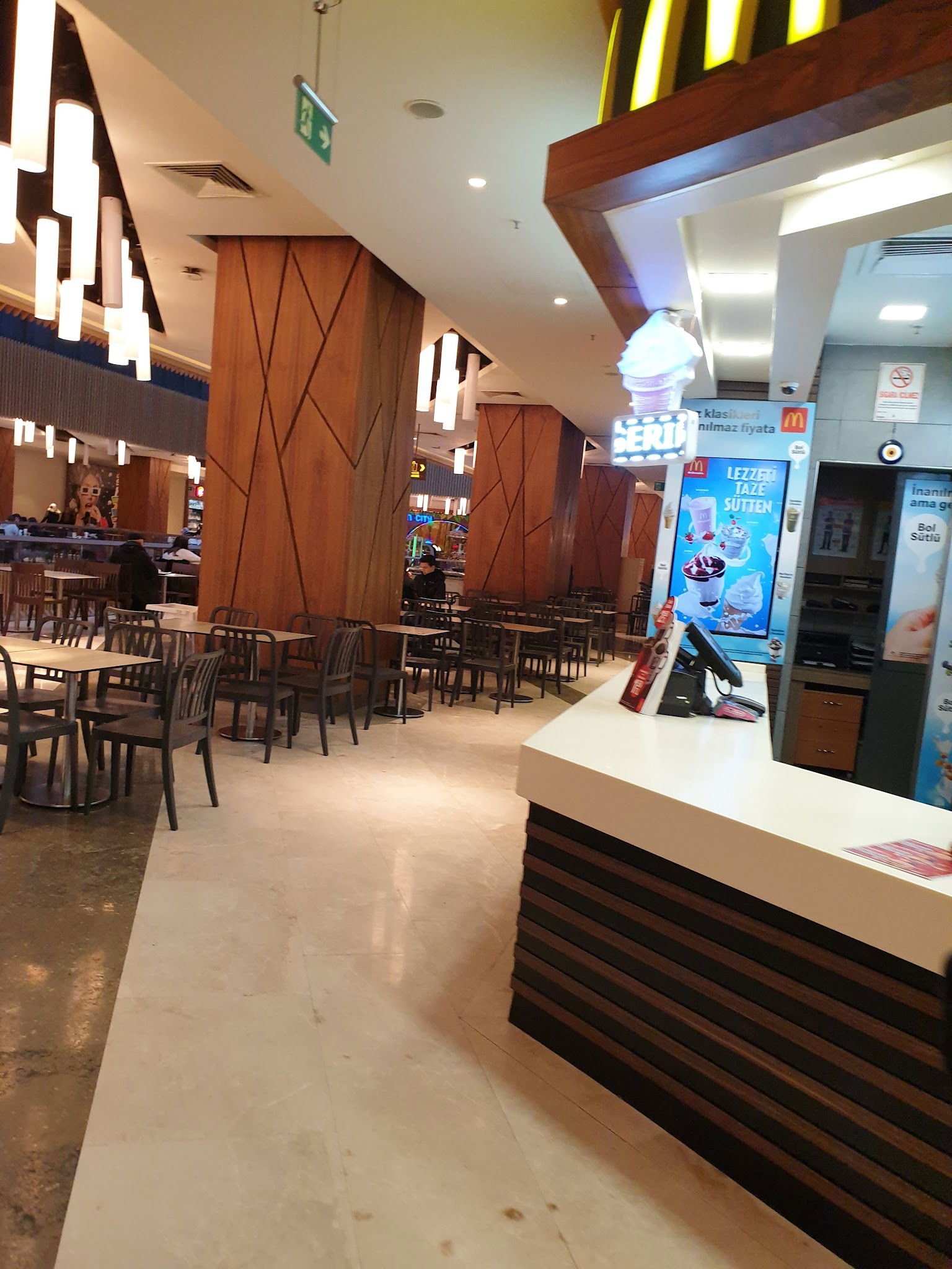 Mcdonald'S Ümraniye Canpark Avm