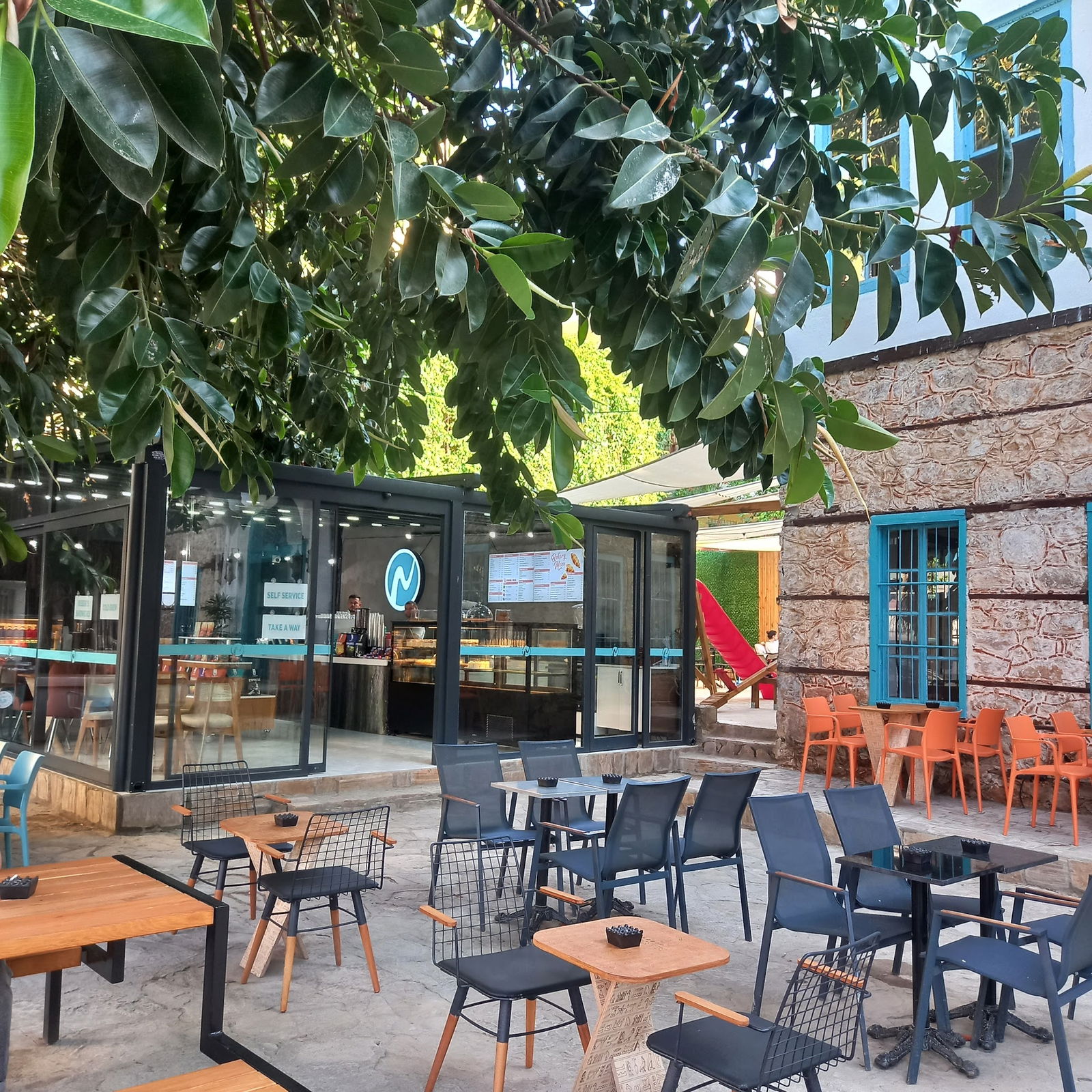 Ms. Neilos Coffees Alanya