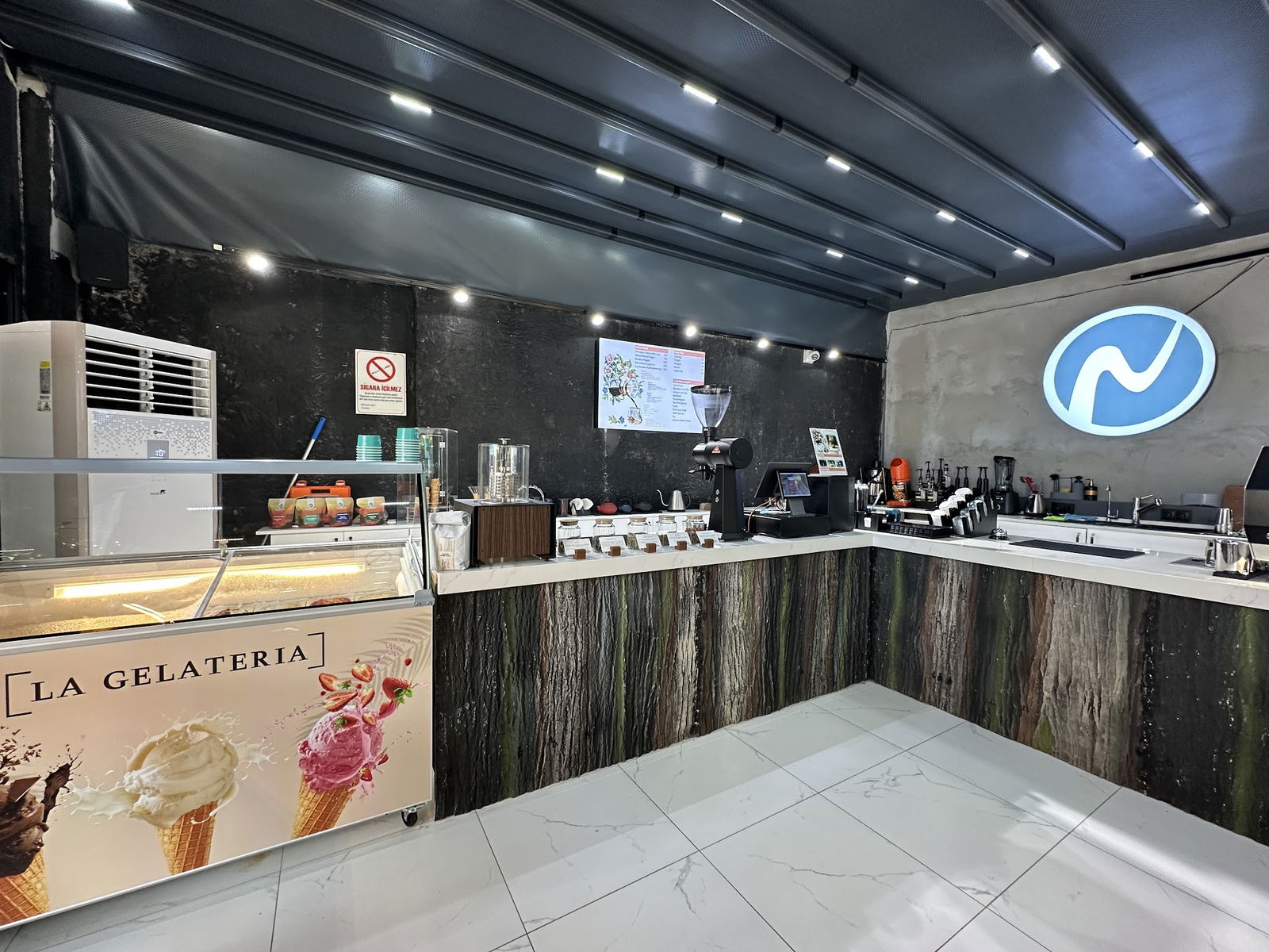 Ms. Neilos Coffees Alanya