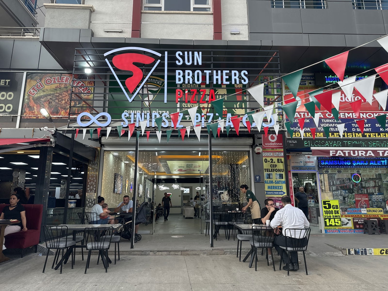 Sun Brothers Pizza Mamak